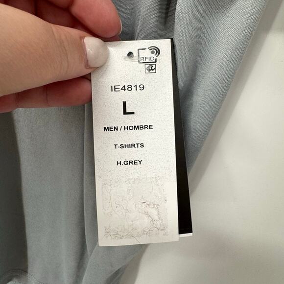 Adidas Men's Icon Short Sleeve T-Shirt Sz Large Gray Black Dry Fit Athletic Crew - Picture 6 of 7